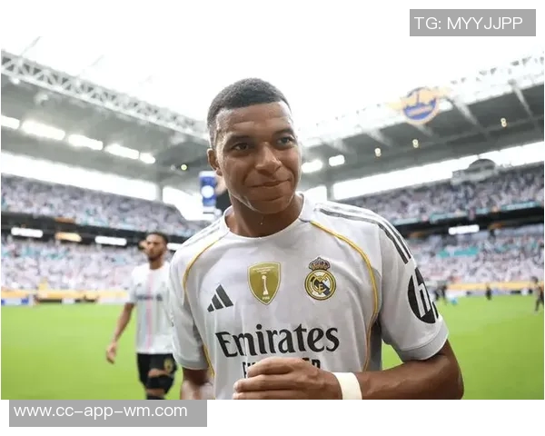 贡萨洛赛后自谦称姆巴佩天然替补赞其为世界最佳球员