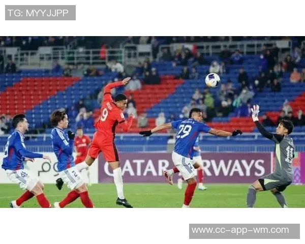 海港租借横滨水手中场让克劳德并附带买断条款的最新消息